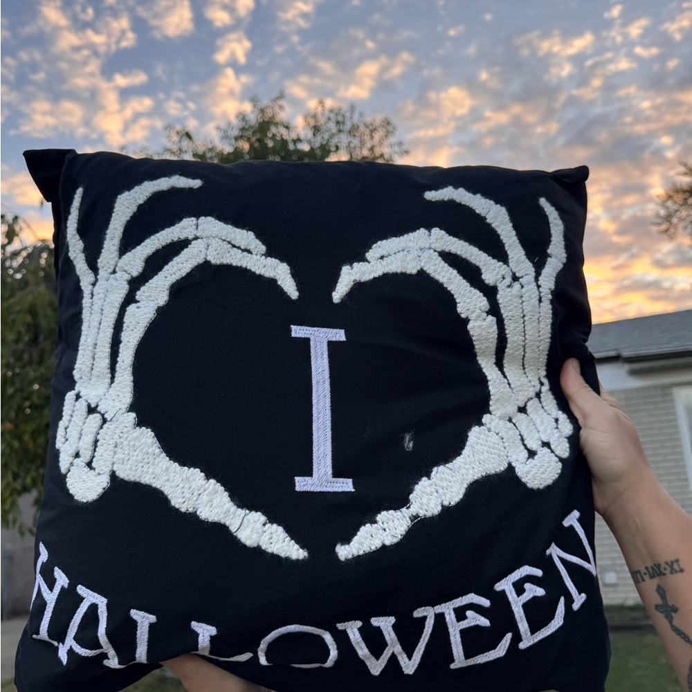 Black Soft I LOVE HALLOWEEN Skeleton Accent Pillow